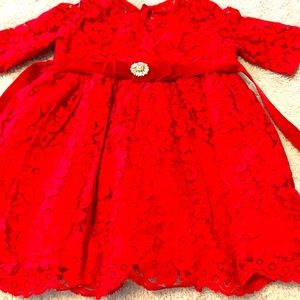 Beautiful baby girls dress.